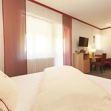 Haus Rebland Urlaubsglueck-hotel Отель Баден-Баден