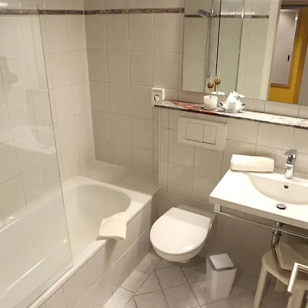 Haus Rebland Urlaubsglueck-hotel Отель